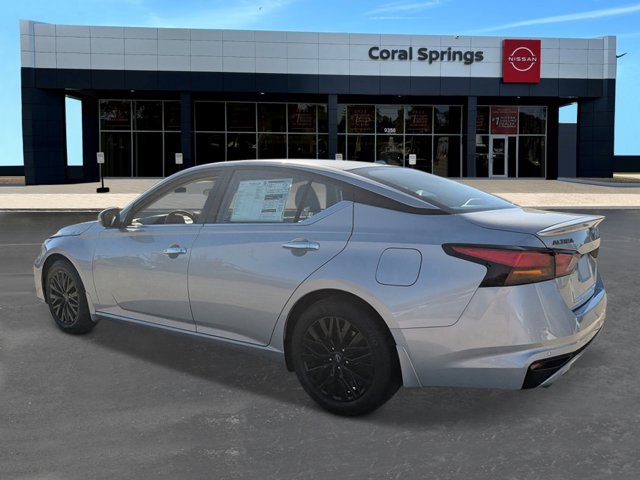 New 2025 Nissan Altima 2.5 SV w/ SV Special Edition Package image 3