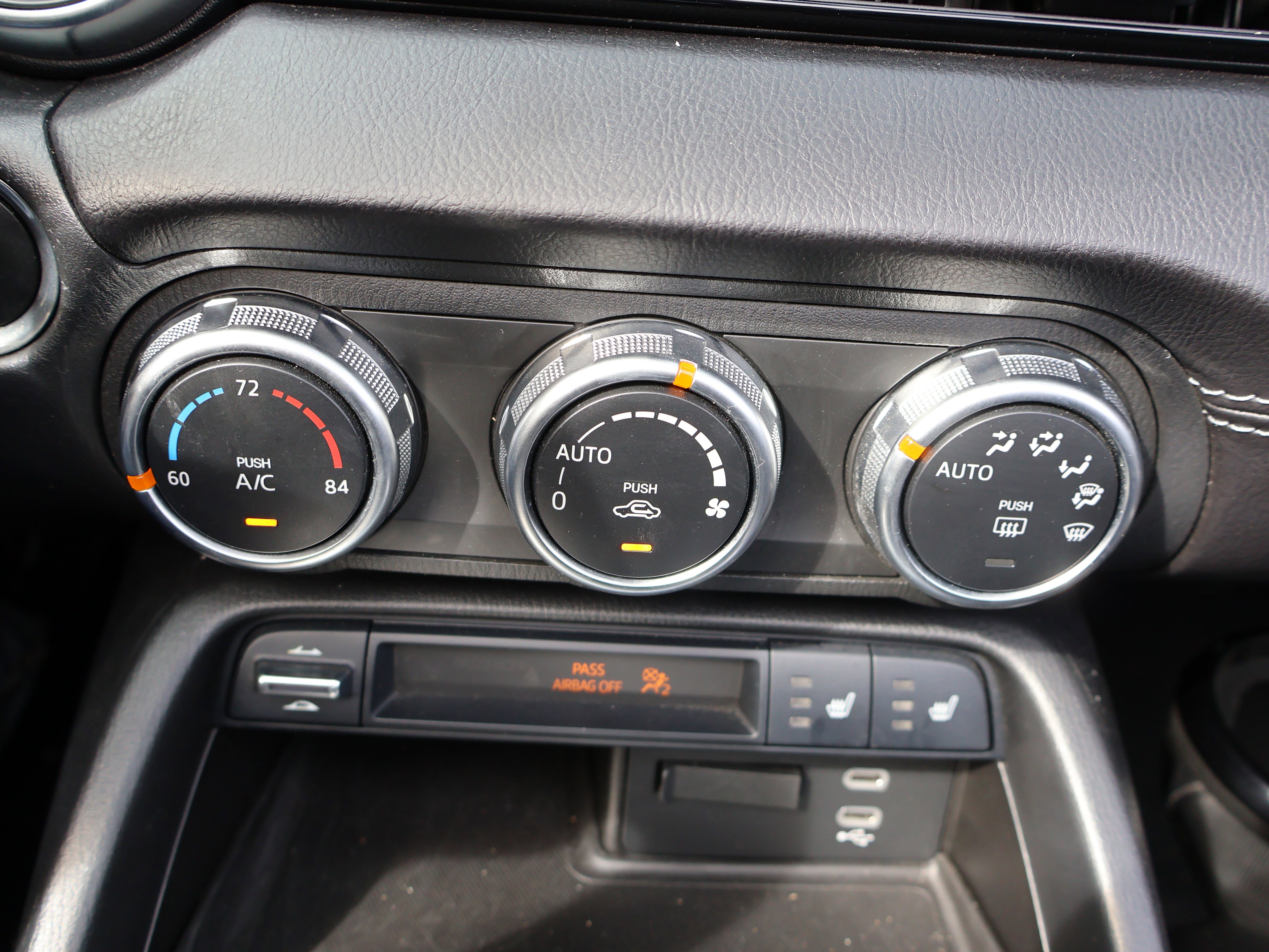 Used 2024 MAZDA MX-5 Miata RF Grand Touring image 22