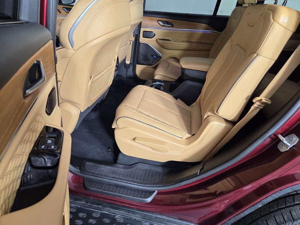 Certified 2025 Jeep Grand Cherokee L Summit AWD/4WD image 25