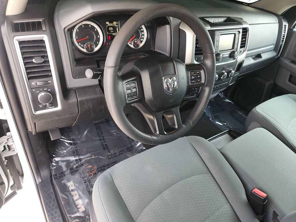 Used 2020 RAM 1500 Classic SLT image 11