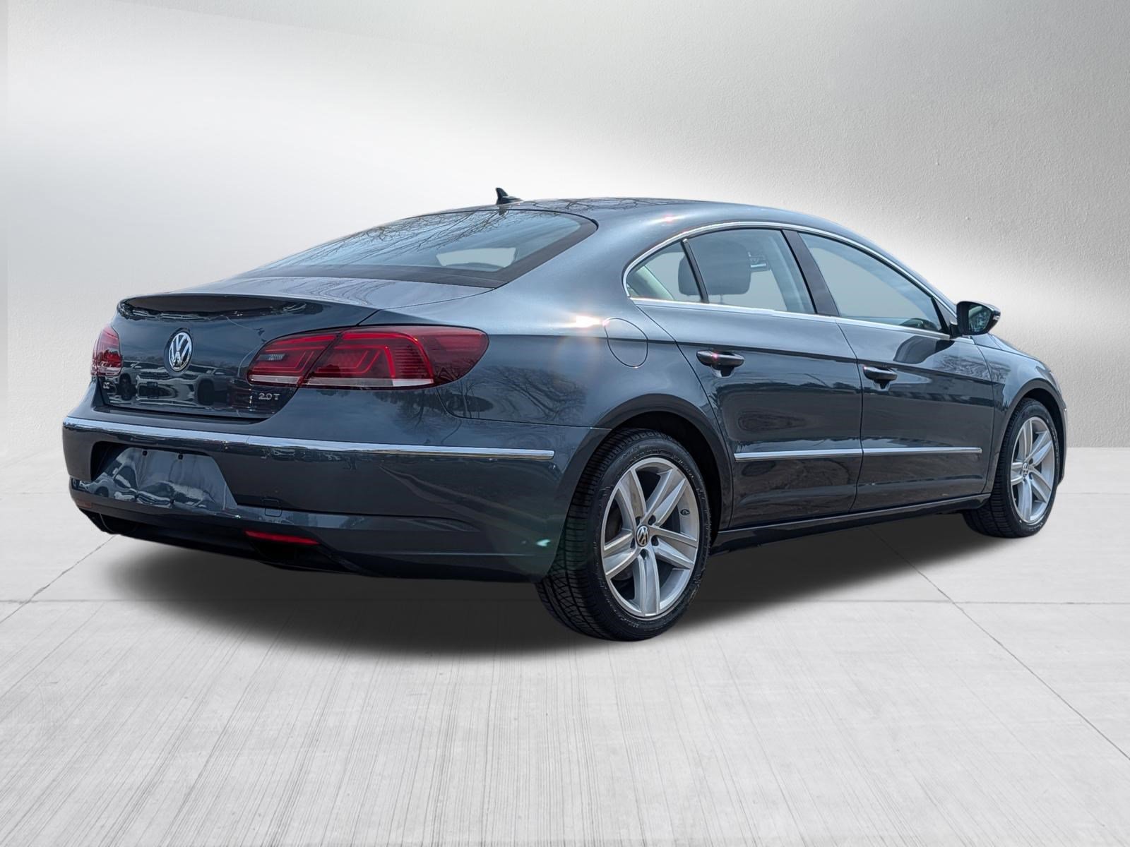 Used 2013 Volkswagen CC Sport image 7