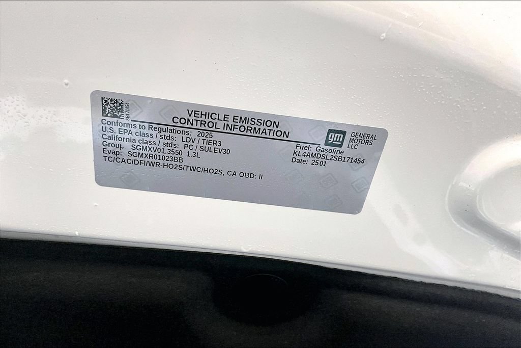 Used 2025 Buick Encore GX Sport Touring FWD image 33