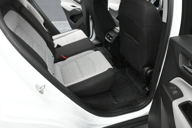 Used 2022 Chevrolet Equinox LS w/ LS Convenience Package AWD/4WD image 27