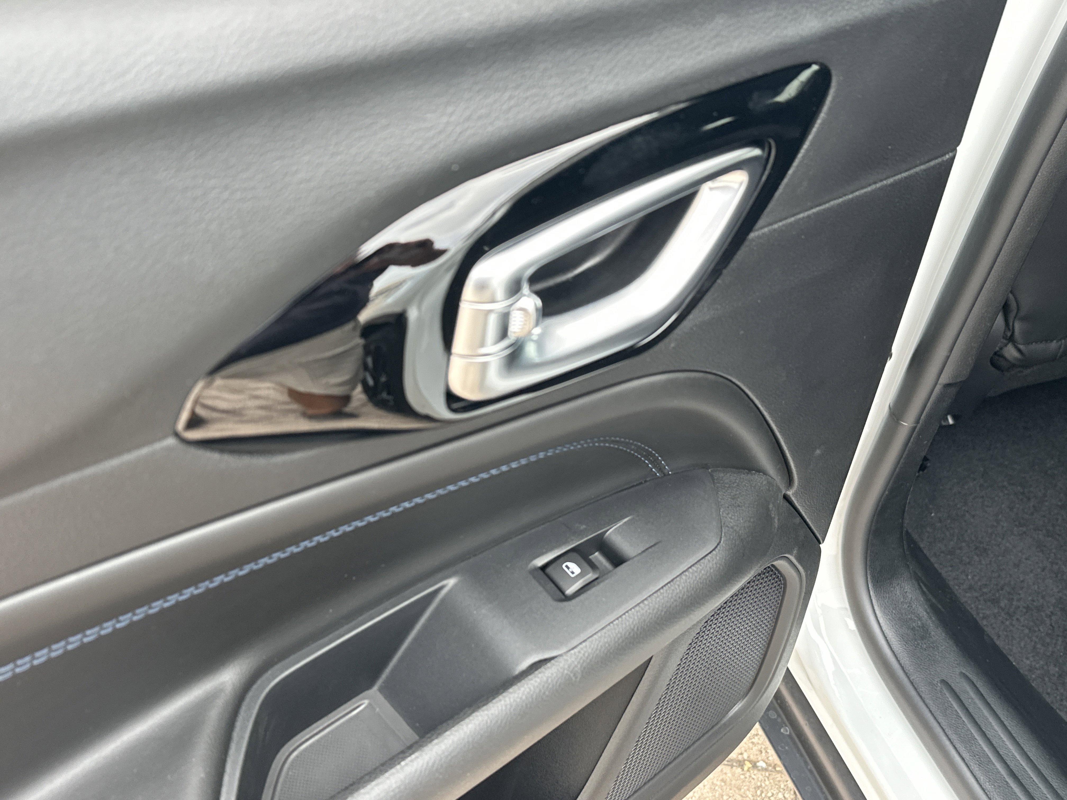 New 2026 Jeep Compass Latitude image 15