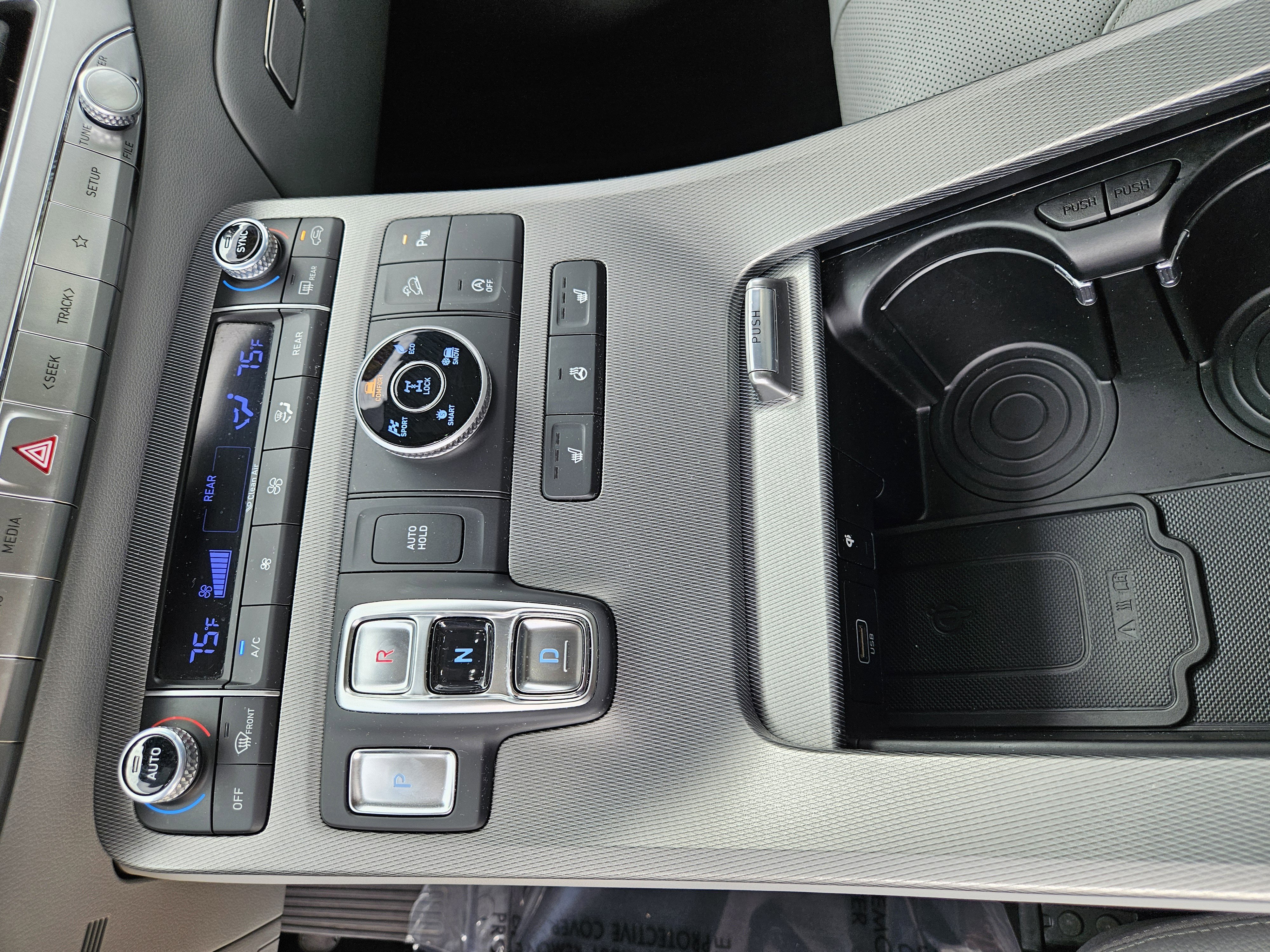Used 2022 Hyundai Palisade SEL w/ 8P Bench Seat Package image 31