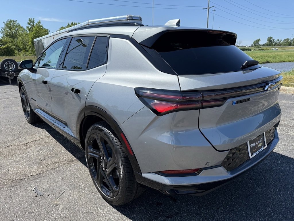 New 2025 Chevrolet Equinox EV RS image 5