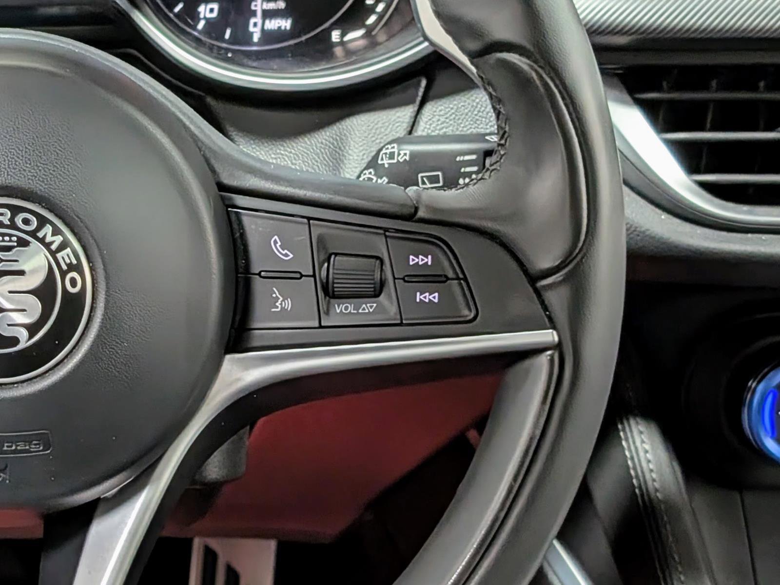 Used 2018 Alfa Romeo Stelvio Sport w/ Quick Order Package 22J Sport image 36