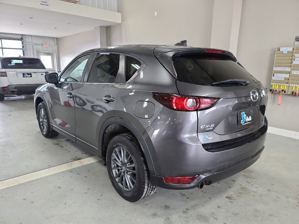 Used 2017 MAZDA CX-5 Touring w/ Preferred Equipment Package image 5