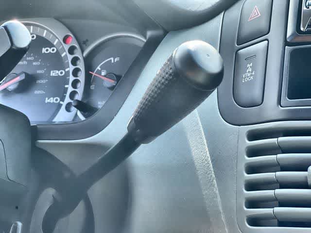 Used 2004 Honda Pilot LX image 16