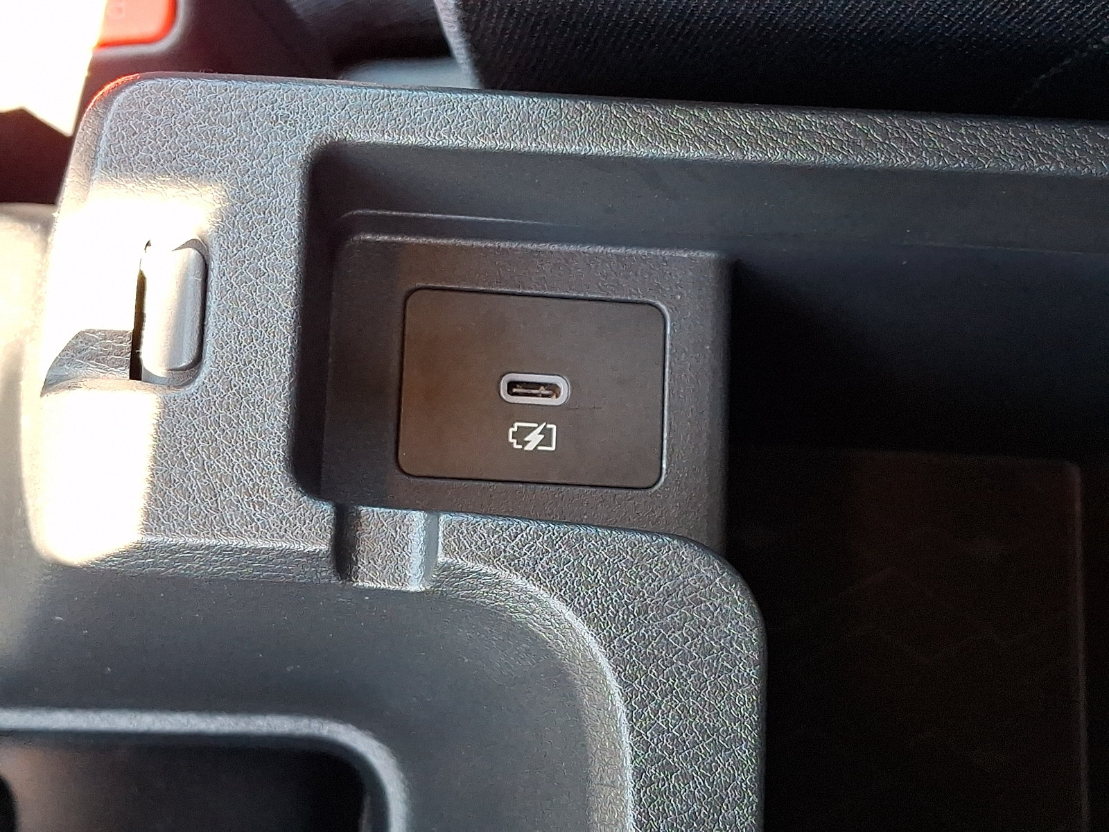 Certified 2025 Nissan Versa SV w/ Trunk Package FWD image 26