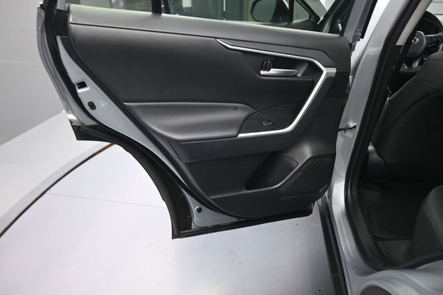 Used 2025 Toyota RAV4 XLE AWD/4WD image 18
