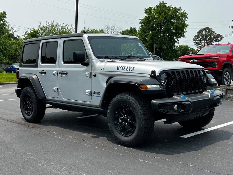 Used 2023 Jeep Wrangler Unlimited image 2