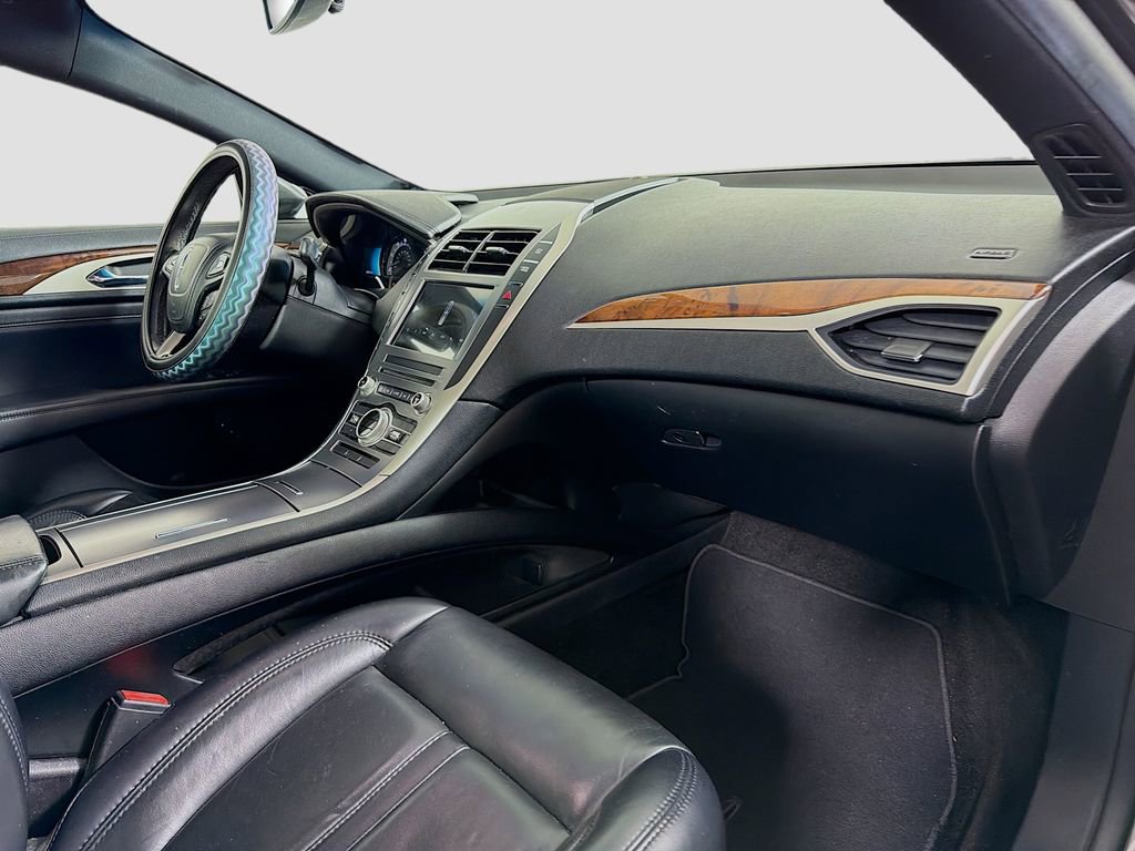 Used 2018 Lincoln MKZ Select w/ Select Plus Package image 31