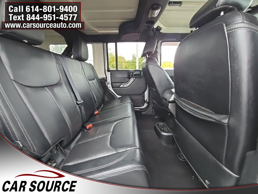 Used 2018 Jeep Wrangler Unlimited Sahara w/ Dual Top Group image 25