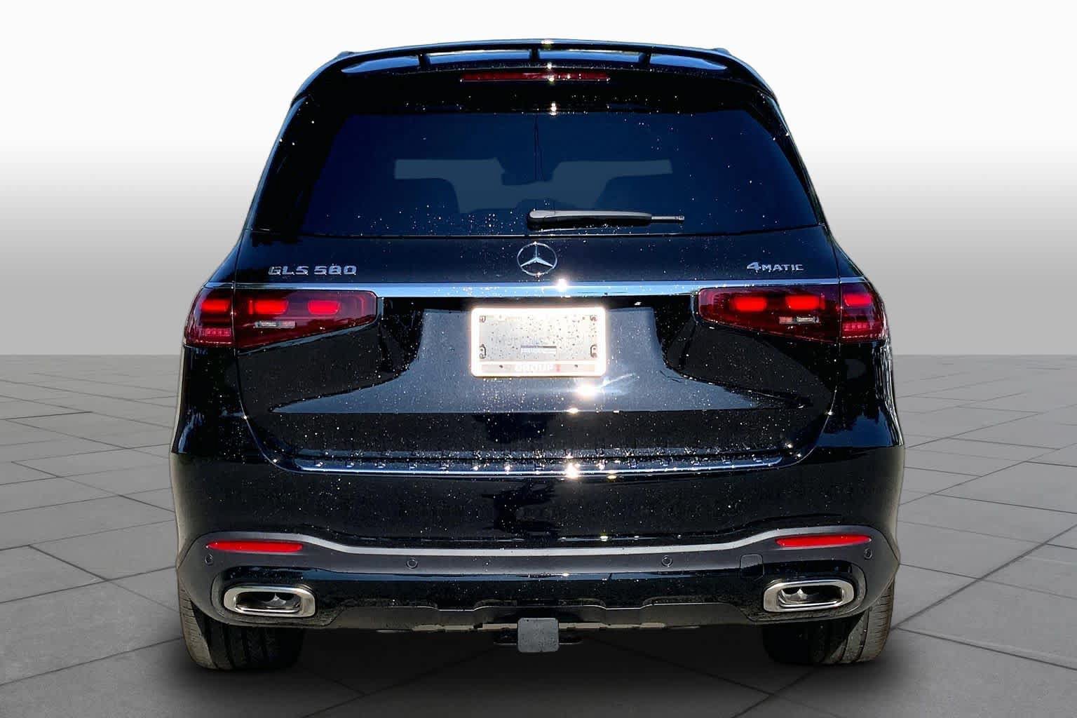 New 2026 Mercedes-Benz GLS 580 4MATIC image 4