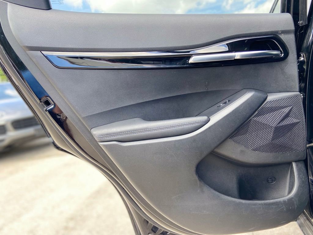 Used 2022 Kia Seltos S FWD image 19