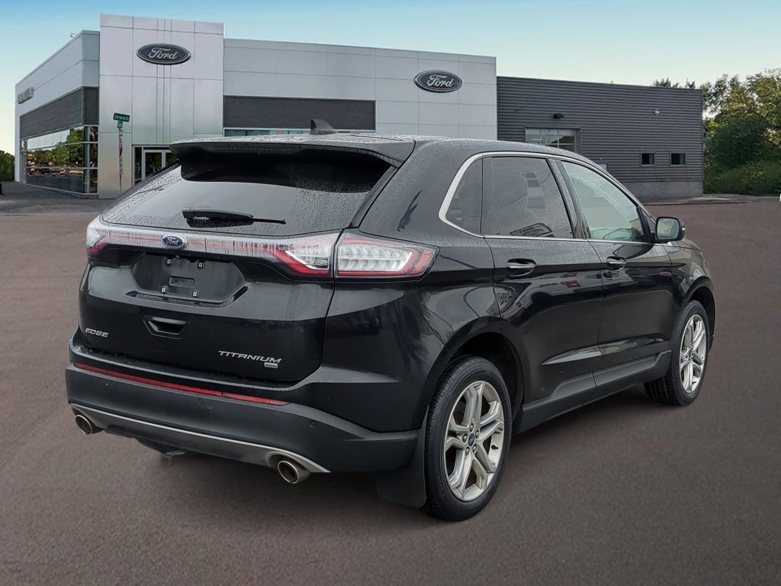 Used 2017 Ford Edge Titanium w/ Equipment Group 301A image 11