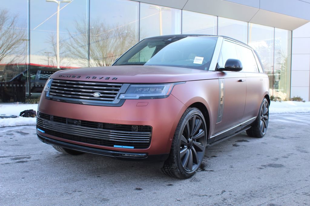 New 2026 Land Rover Range Rover SV image 1