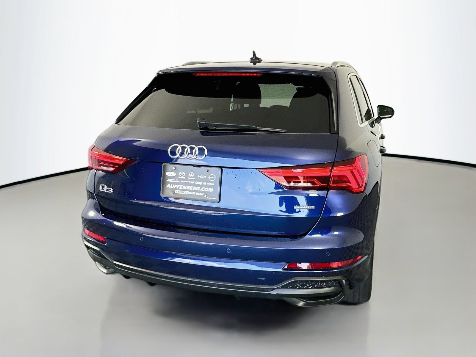 Used 2021 Audi Q3 2.0T Premium AWD/4WD image 7