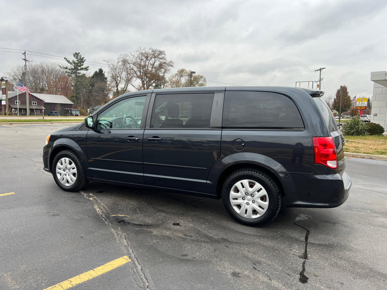 Used 2014 Dodge Grand Caravan SE w/ Quick Order Package 29E SE image 4