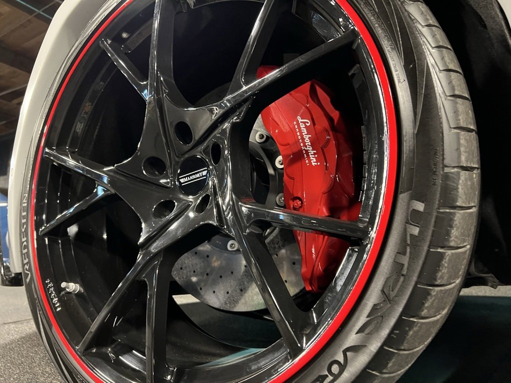 Used 2019 Lamborghini Urus image 36