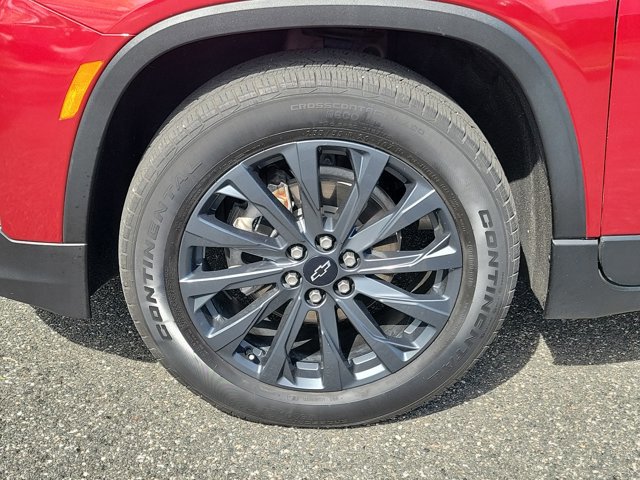 Used 2022 Chevrolet Traverse RS FWD image 5