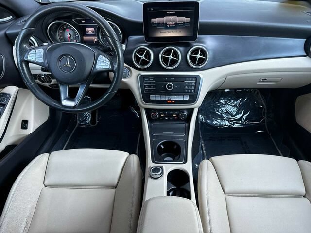 Used 2018 Mercedes-Benz CLA 250 image 15