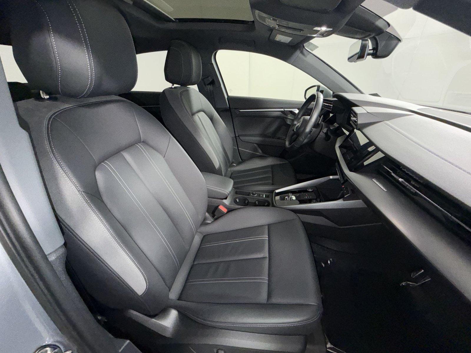 Used 2023 Audi A3 2.0T Premium w/ Convenience Package AWD/4WD image 27