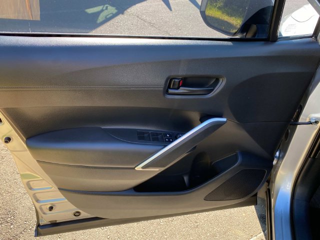Used 2022 Toyota Corolla Cross LE FWD image 12