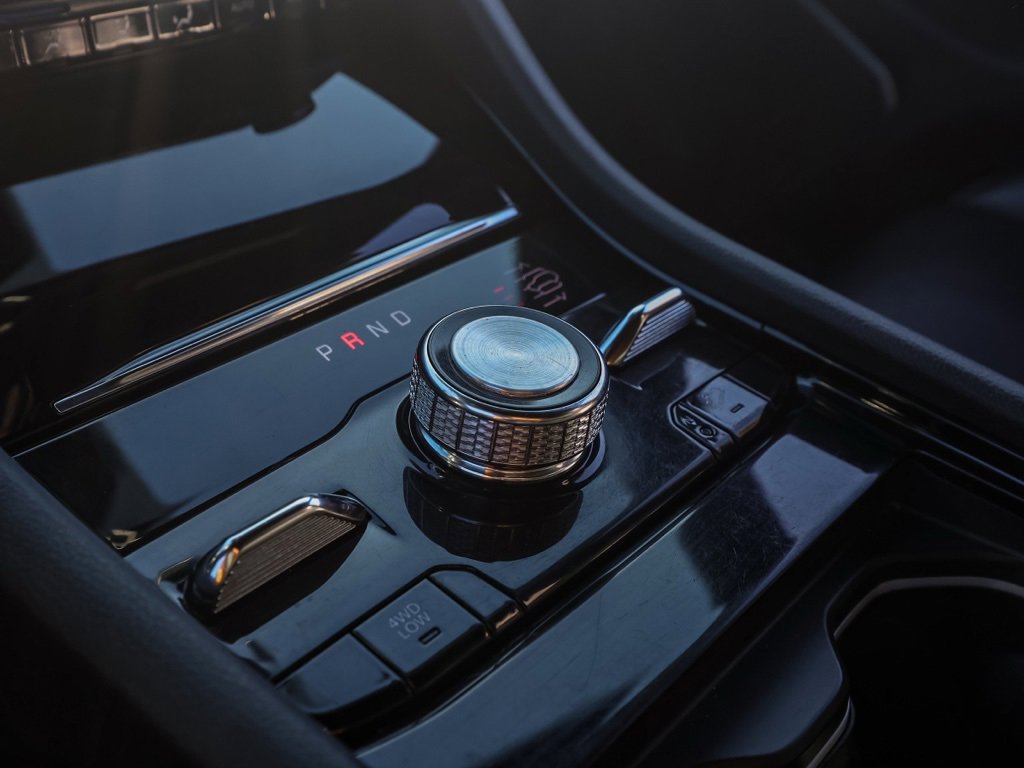 Used 2022 Jeep Grand Cherokee Overland w/ Luxury Tech Group IV image 30