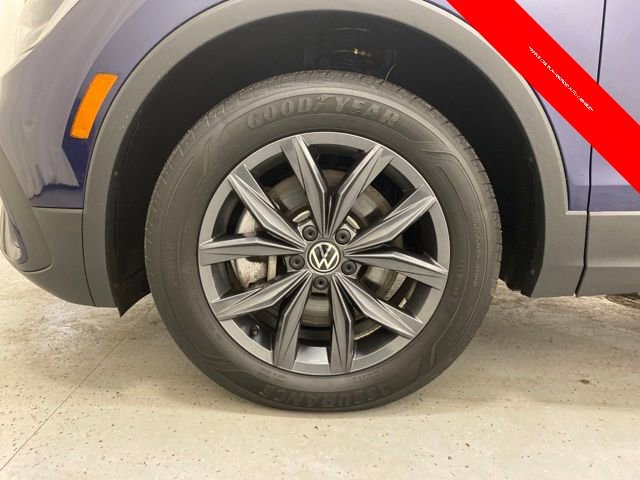 Used 2023 Volkswagen Tiguan SE image 9