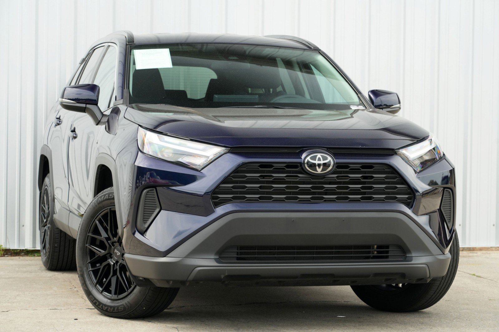 Used 2024 Toyota RAV4 XLE image 2