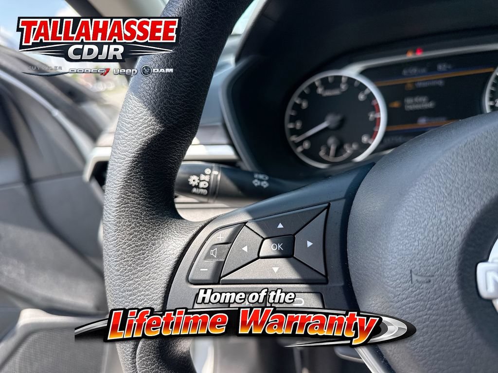 Used 2023 Nissan Altima 2.5 SV FWD image 17