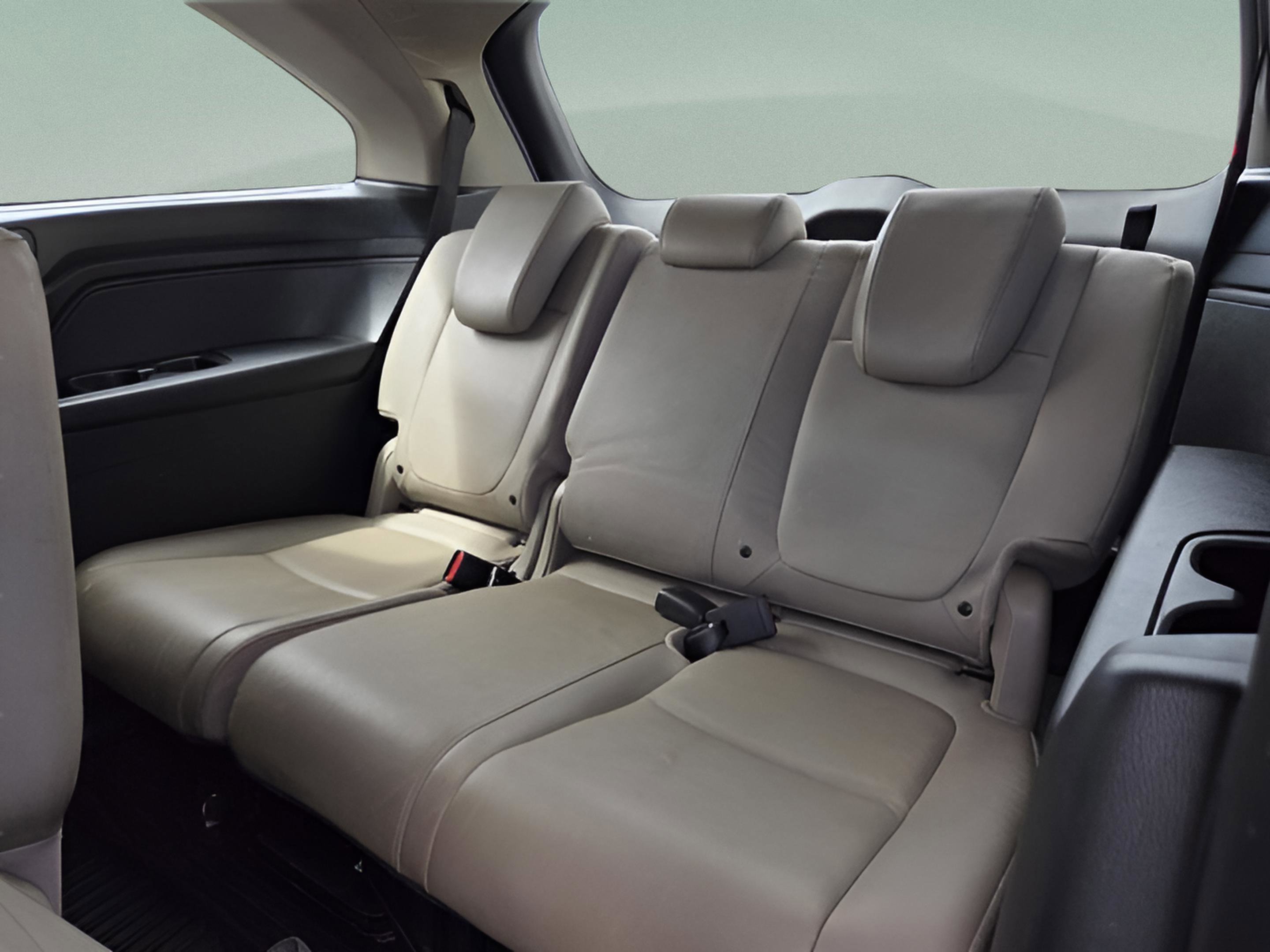 Used 2021 Honda Odyssey EX-L image 11