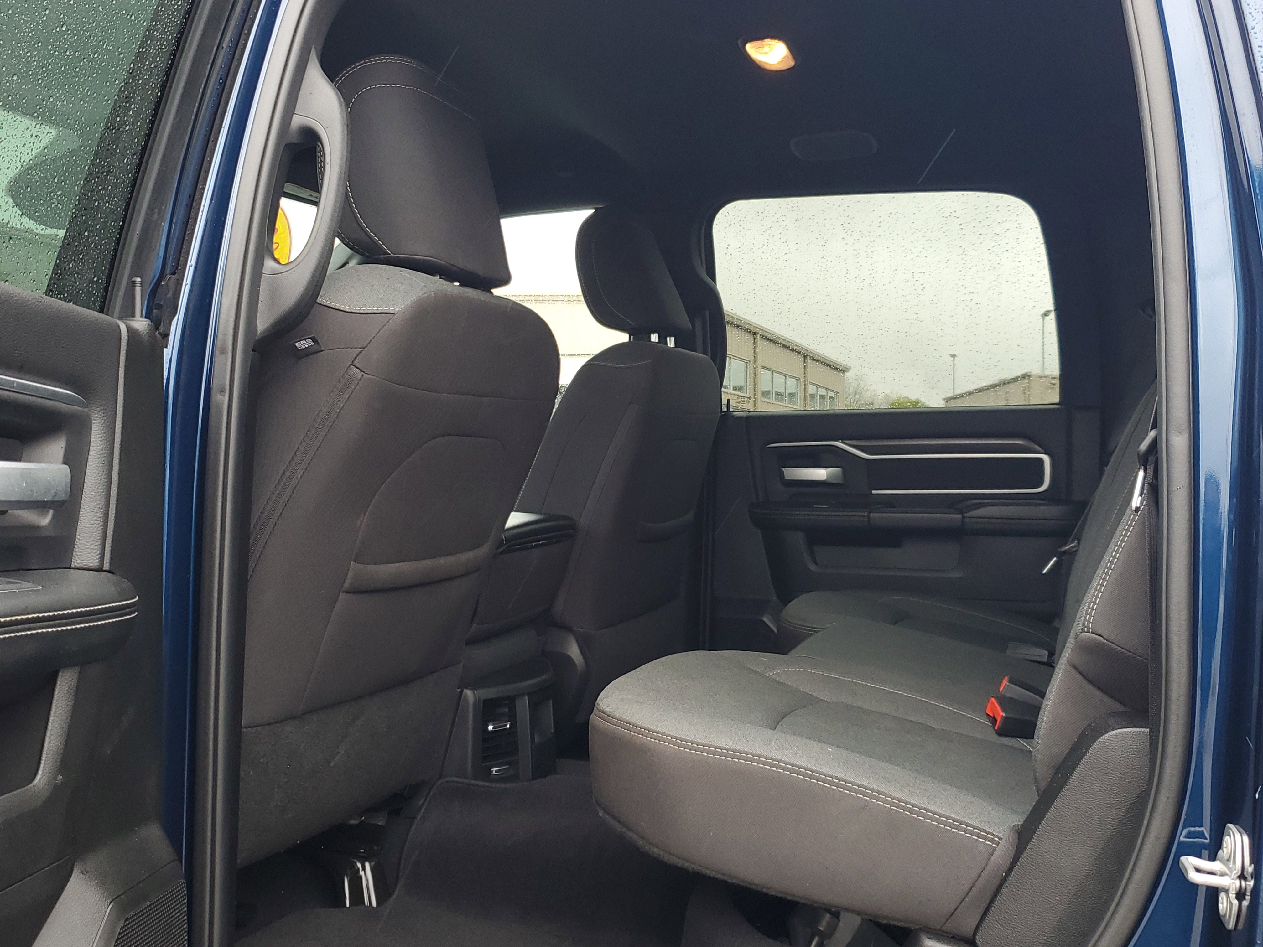 Used 2024 RAM 2500 Big Horn w/ Sport Appearance Package image 23