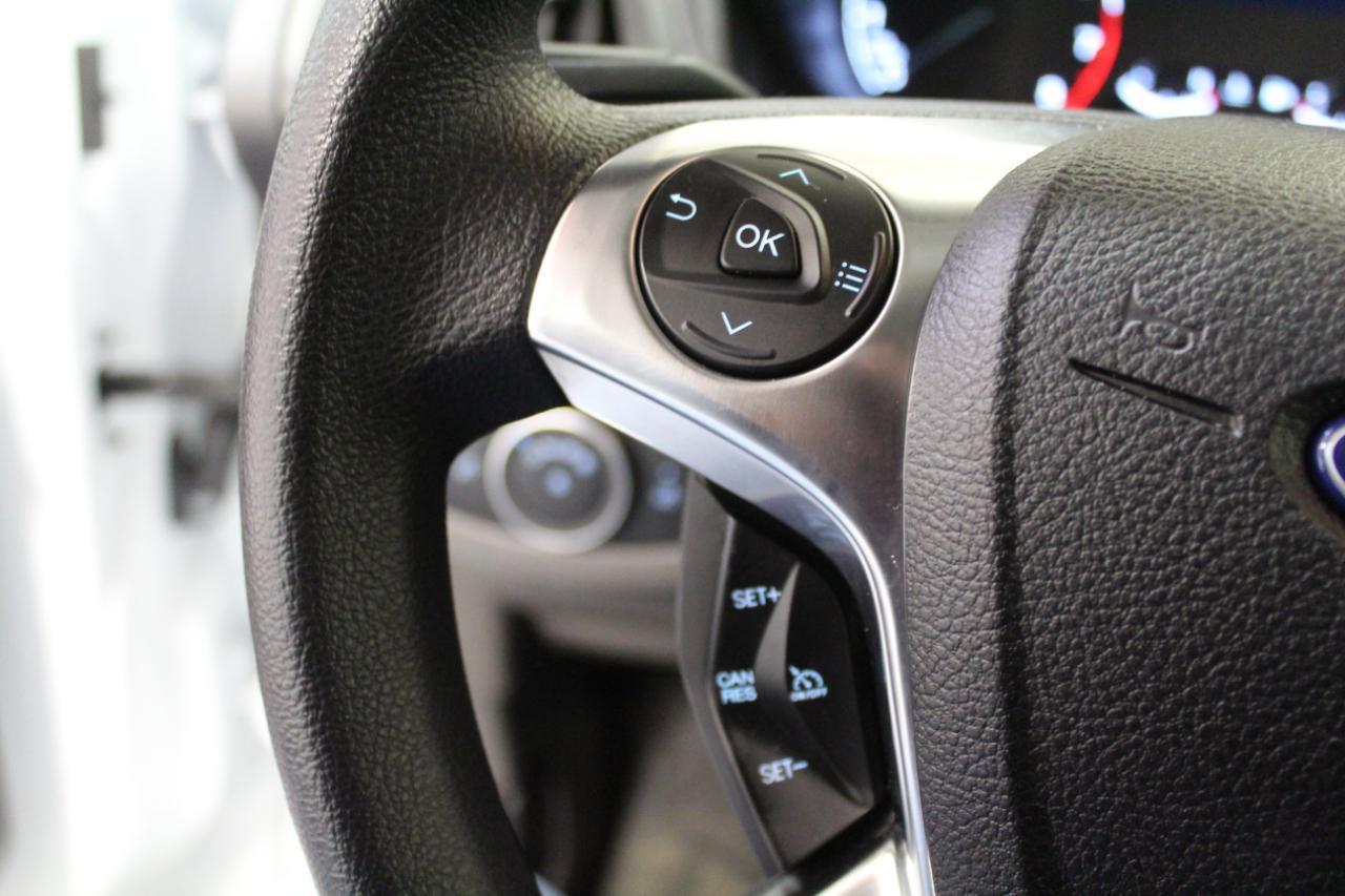 Used 2023 Ford Transit Connect XL image 9