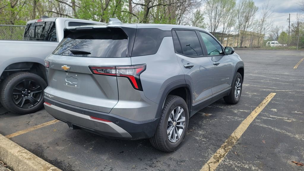 Used 2026 Chevrolet Equinox LT w/ Convenience Package II image 6