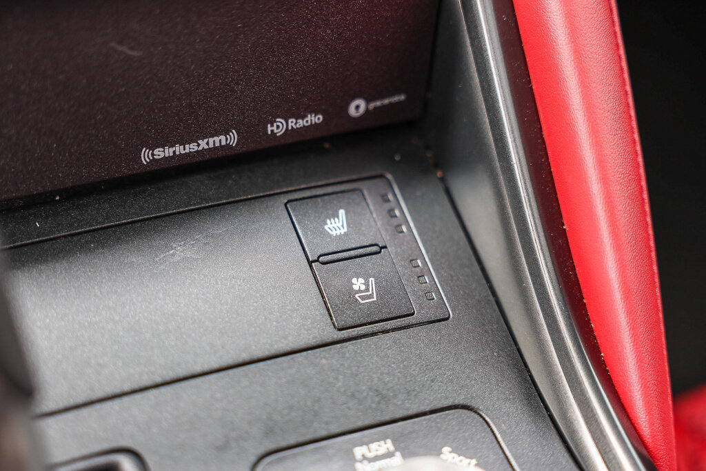Used 2024 Lexus IS 350 F Sport RWD image 14