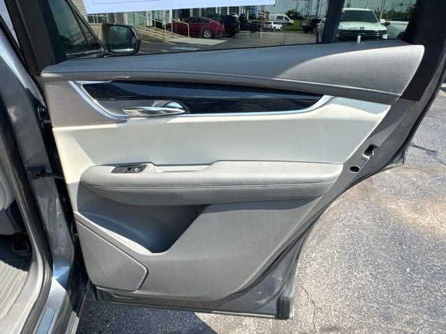 Used 2020 Cadillac XT6 Premium Luxury AWD/4WD image 24