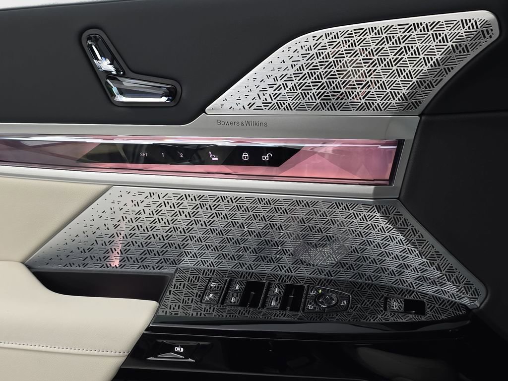 New 2026 BMW 760i xDrive w/ Executive Package image 27