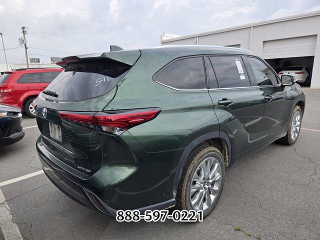 Used 2023 Toyota Highlander Limited FWD image 7