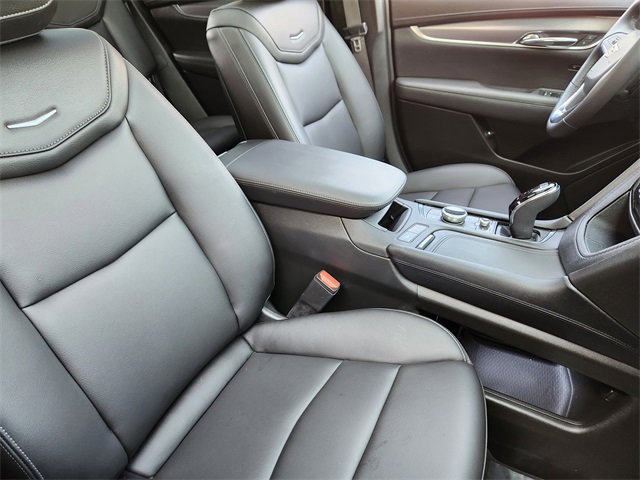 Used 2024 Cadillac XT6 Luxury w/ LPO, Floor Liner Package image 10