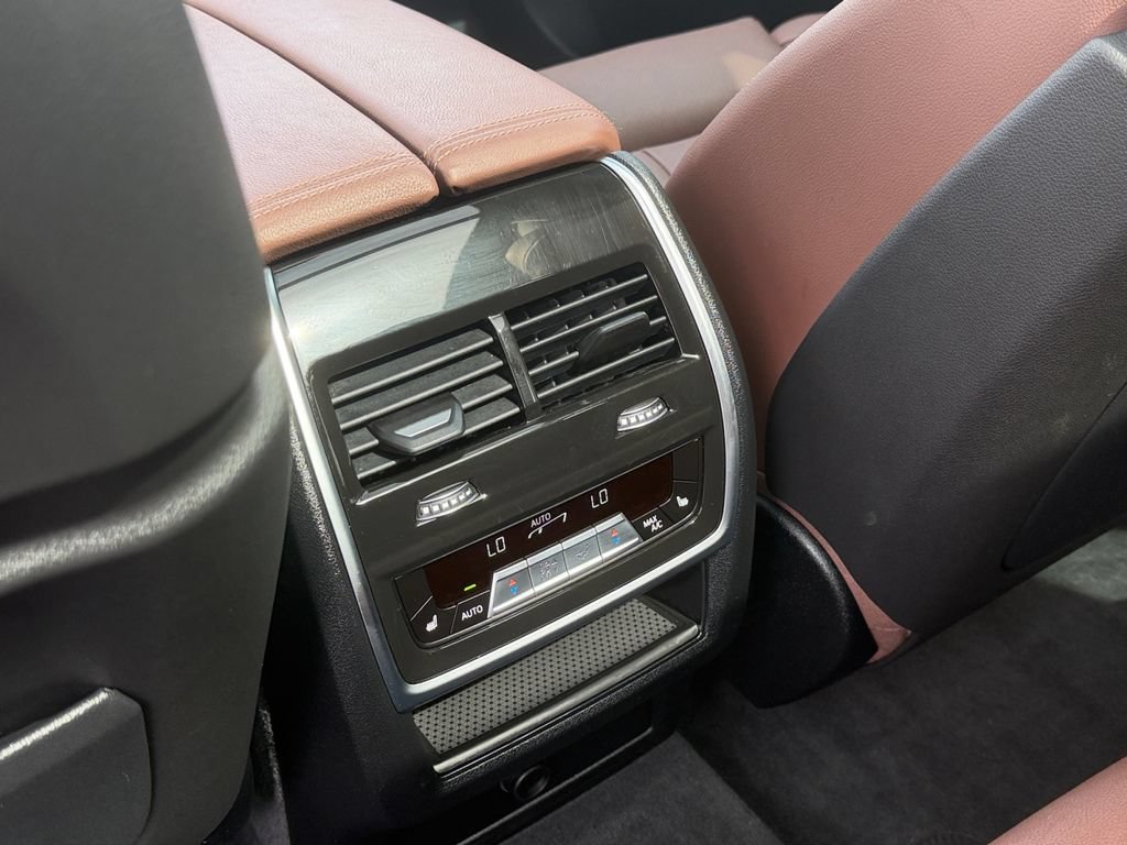 Used 2022 BMW X5 M50i w/ Premium Package AWD/4WD image 41
