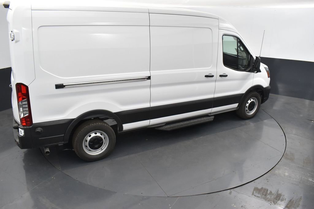 New 2026 Ford Transit 250 148 Medium Roof image 20