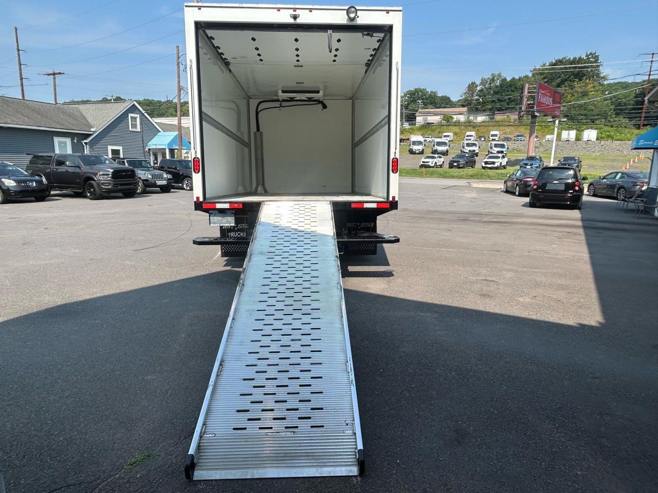 Used 2024 Chevrolet Express 3500 w/ Power Convenience Package RWD image 35