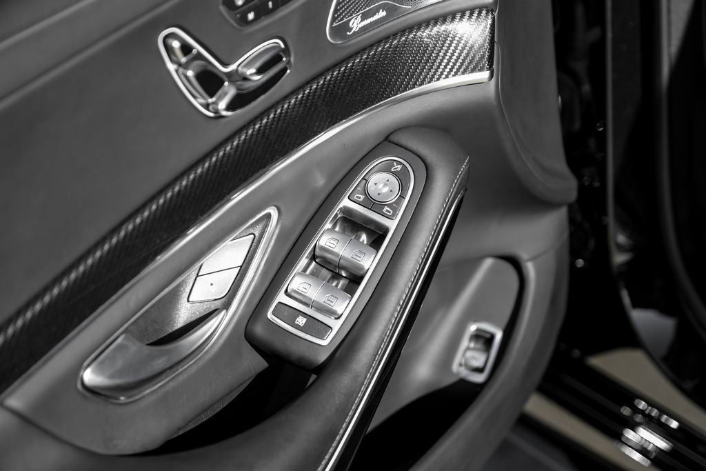 Used 2020 Mercedes-Benz S 63 AMG 4MATIC Sedan image 41