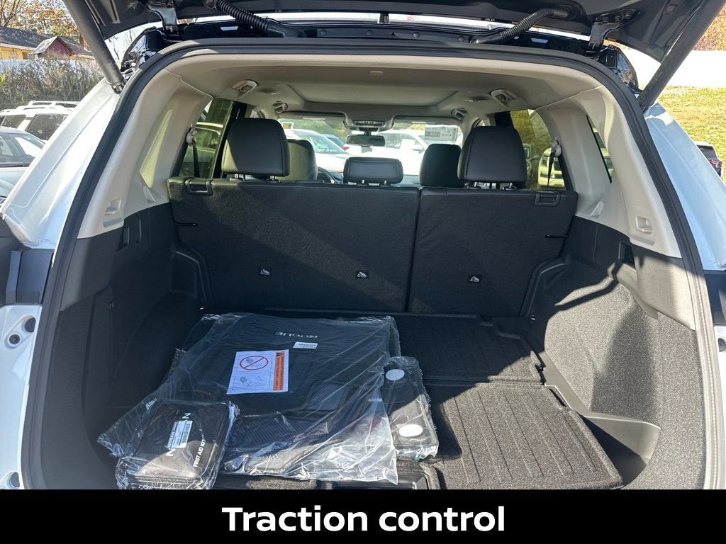 New 2026 Nissan Rogue Platinum w/ Platinum Premium Package AWD/4WD image 28