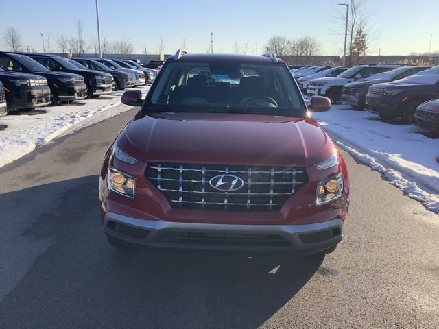New 2026 Hyundai Venue SEL FWD image 2