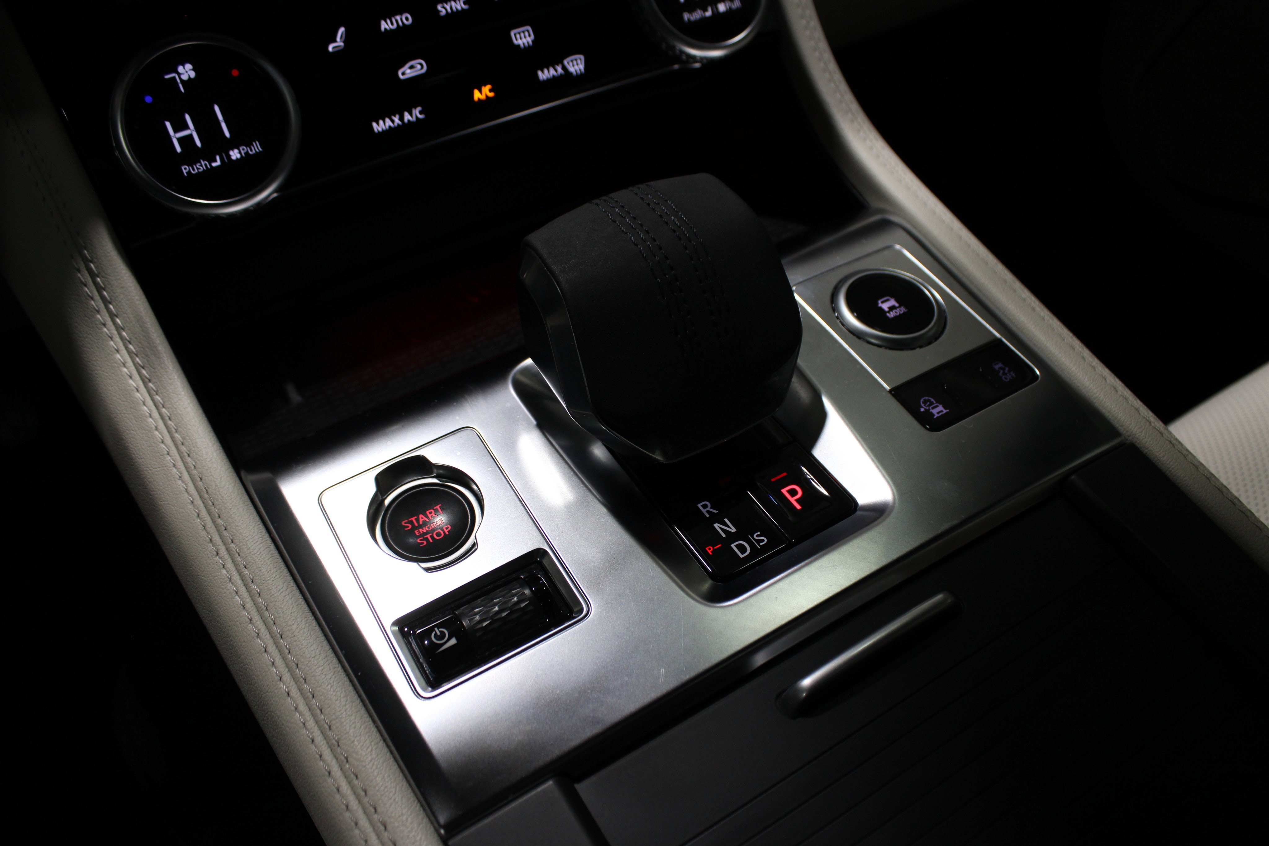 Used 2022 Jaguar F-PACE S image 24