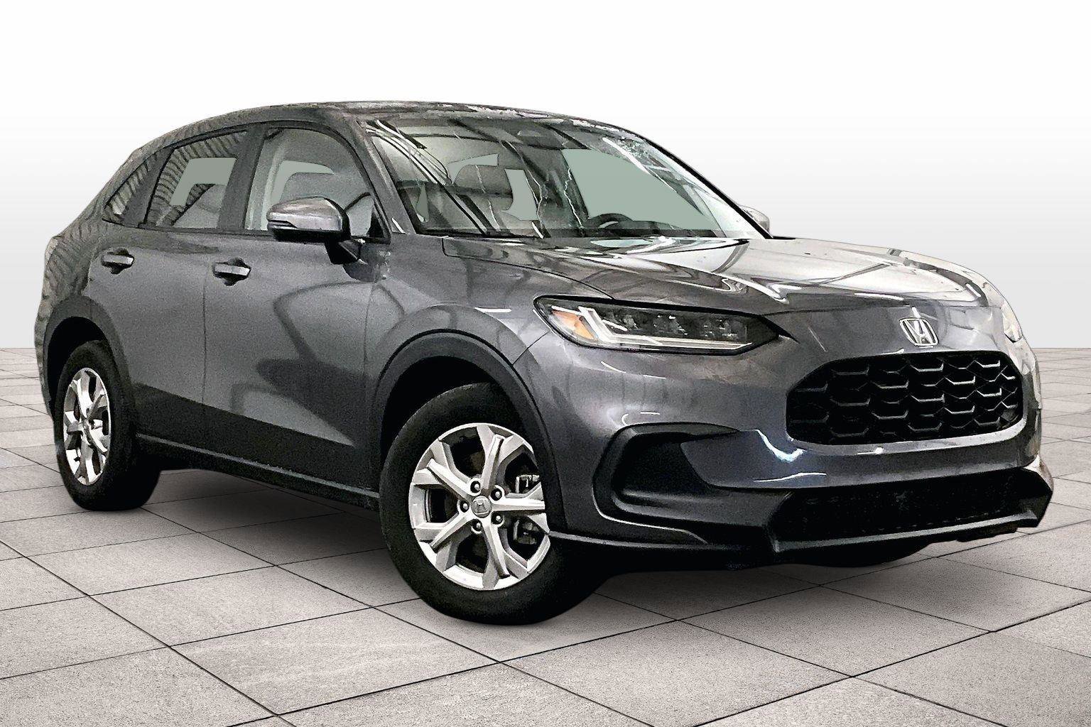 Used 2025 Honda HR-V LX image 2